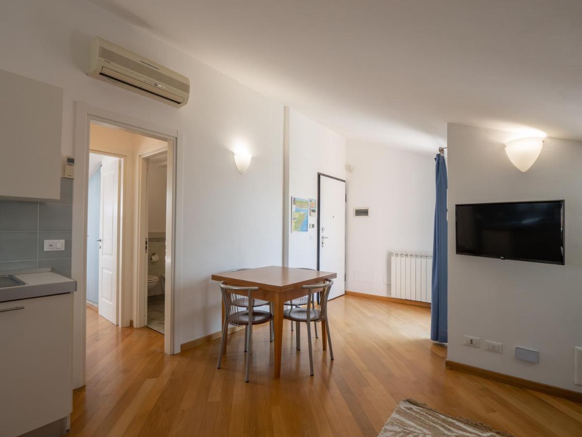 Appartamento Mimosa "A Casa Felice" Pietra Ligure Exteriör bild