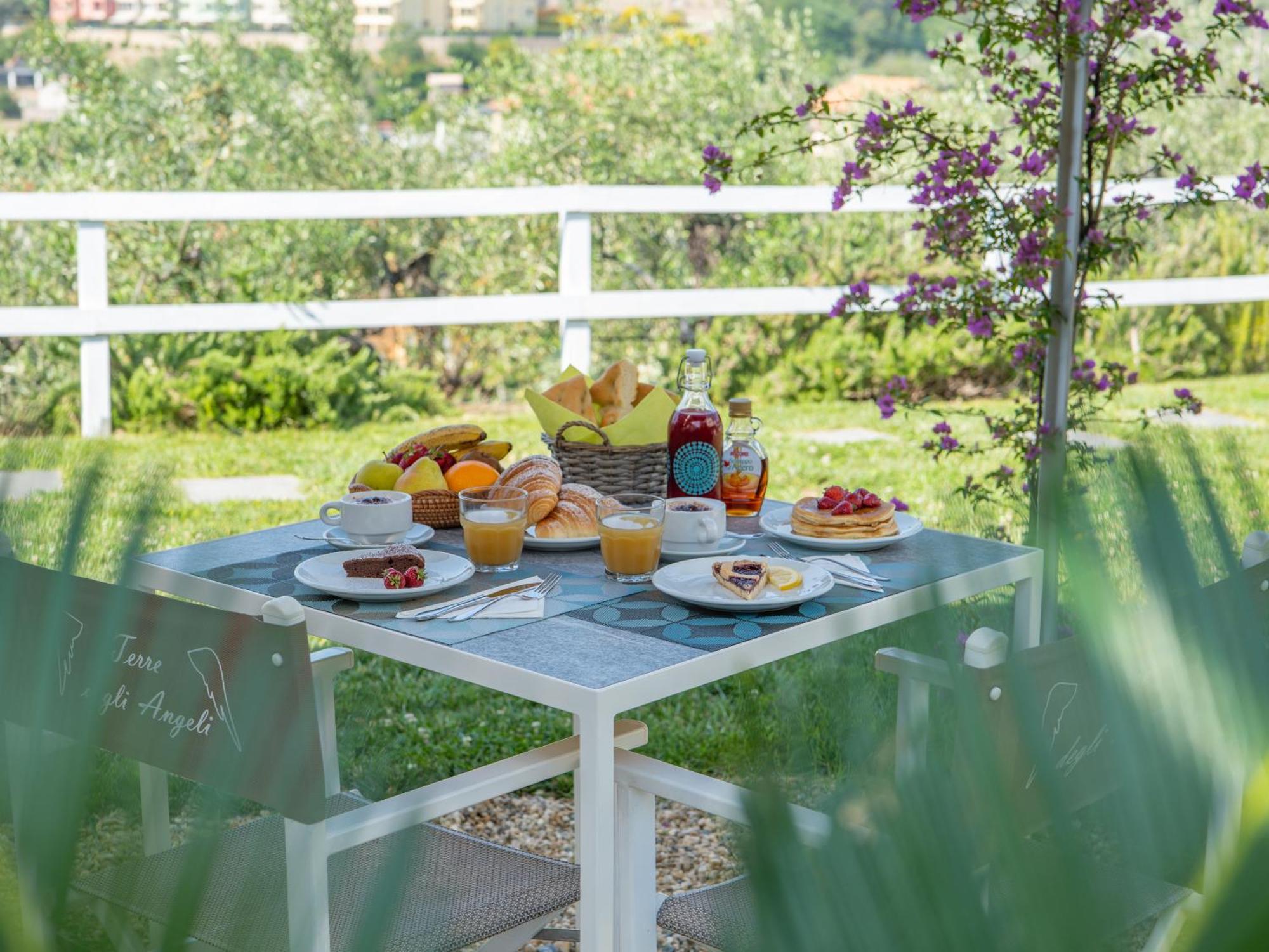 Appartamento Mimosa "A Casa Felice" Pietra Ligure Exteriör bild